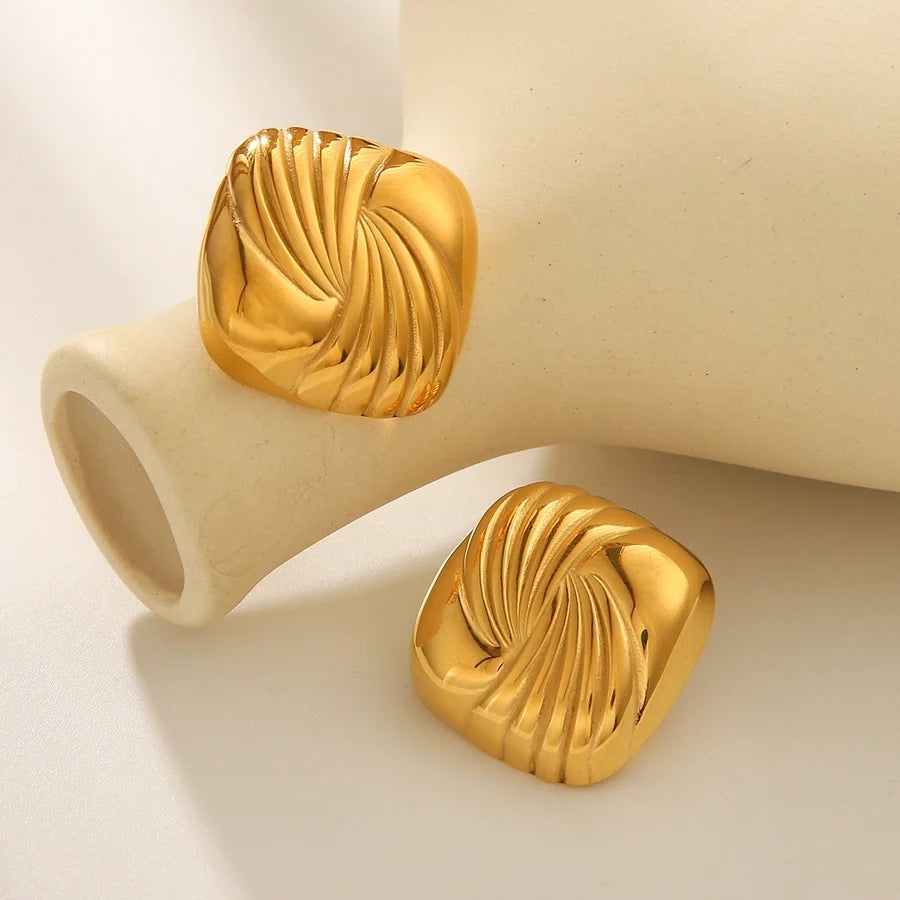 1 Pair Retro Luxurious Geometric Mixed Metal Plating 304 Stainless Steel 18K Gold Plated Ear Studs