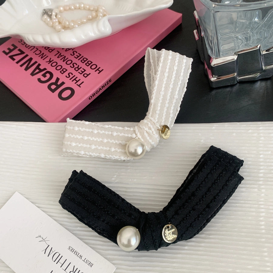 Women's Sweet Simple Style Solid Color Cloth Hair Clip