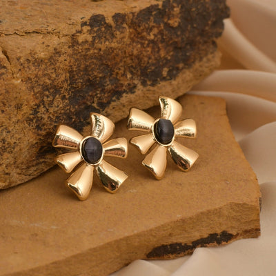 1 Pair Retro Simple Style Classic Style Flower 304 Stainless Steel Ear Studs