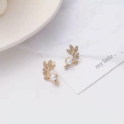 1 Pair Simple Style Leaf Inlay Copper Rhinestones Pearl Ear Studs