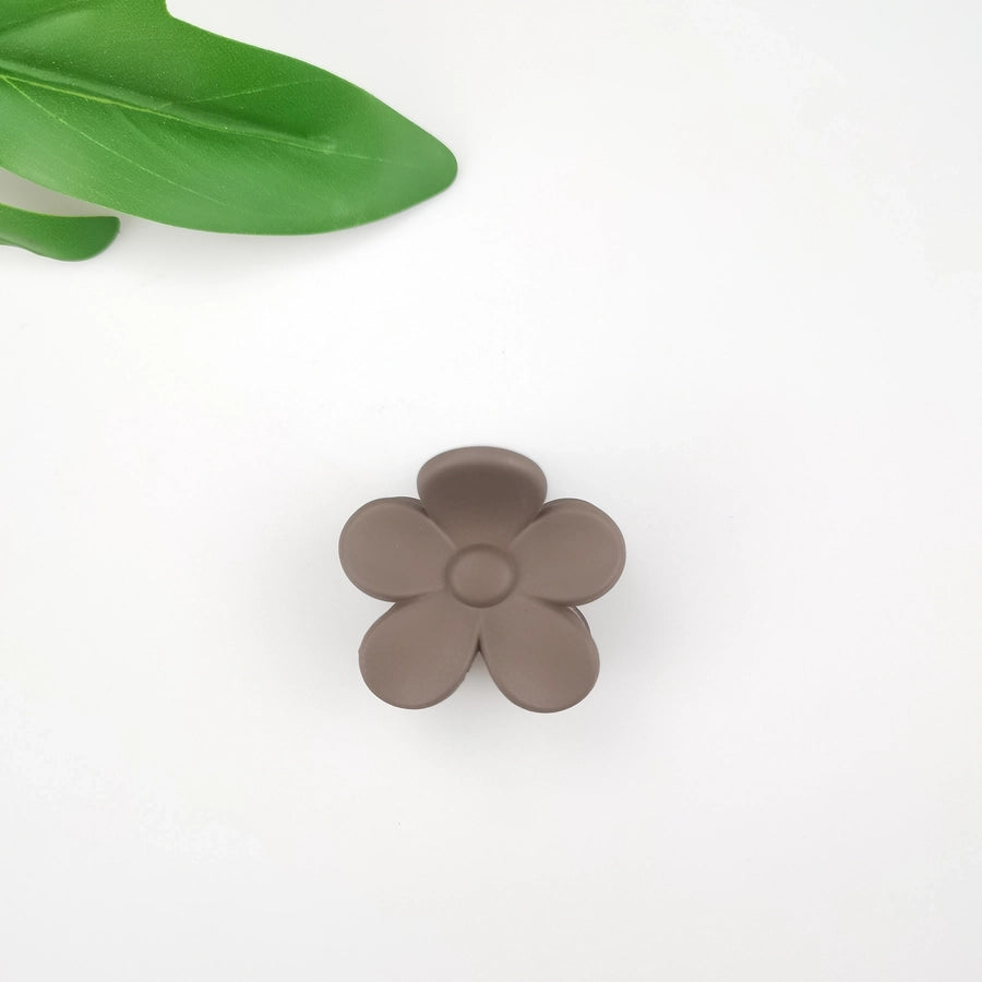 cute korean style flower plastic resin stoving varnish hair claws