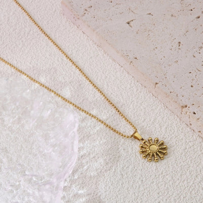 Jewelry Sweet Simple Style Christmas Tree Snowflake 304 Stainless Steel 18K Gold Plated Plating Pendant Necklace