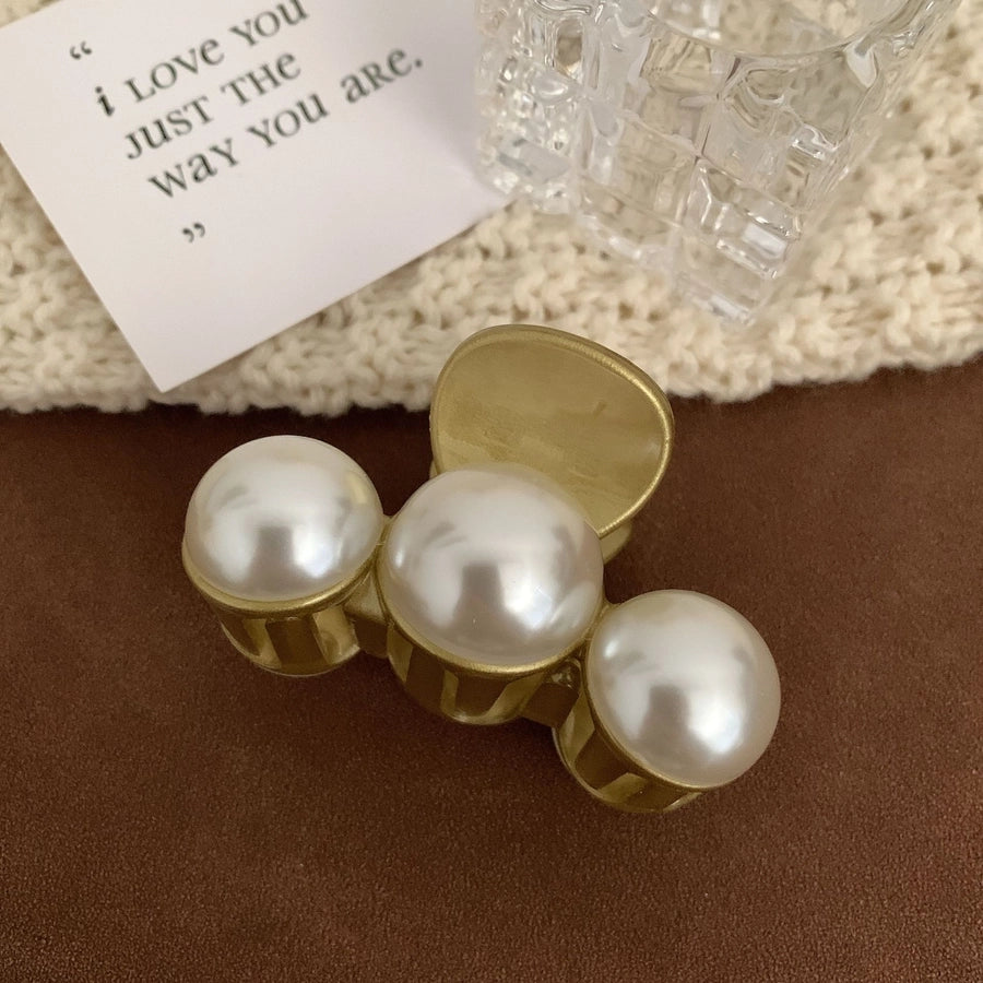 classic style solid color plastic hair claws