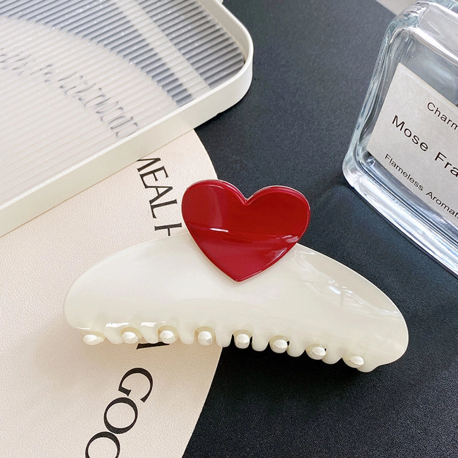 Women's Simple Style Heart Shape Plastic Resin Hair Claws