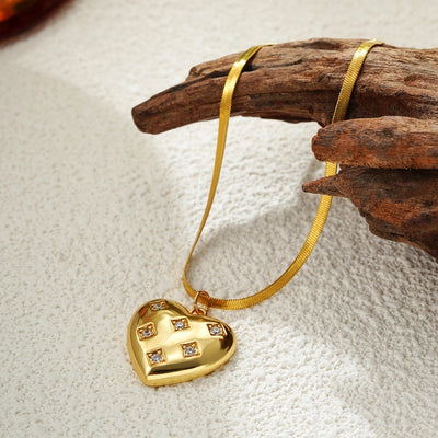 Jewelry Elegant Heart Shape 304 Stainless Steel Zircon 18K Gold Plated Pendant Necklace