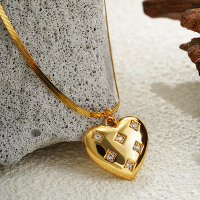 Jewelry Elegant Heart Shape 304 Stainless Steel Zircon 18K Gold Plated Pendant Necklace