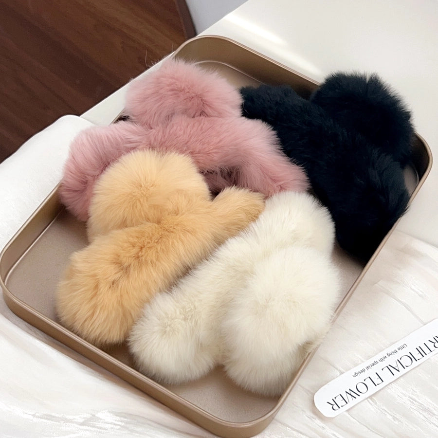 Women's Simple Style Solid Color rabbit fur Hair Claws