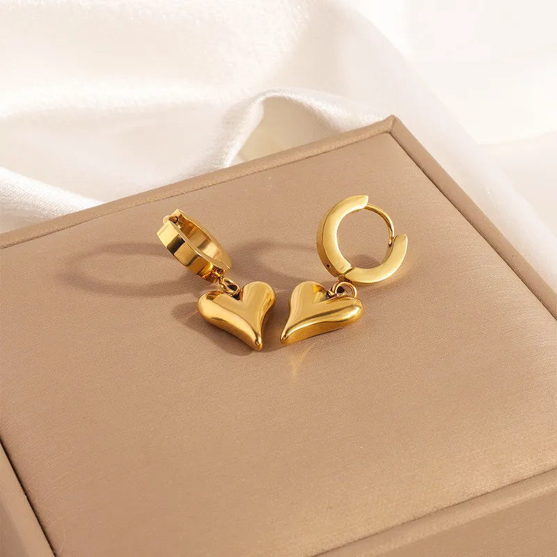 1 Pair Simple Style Commute Geometric Heart Shape Plating Titanium Steel Drop Earrings Earrings Ear Studs