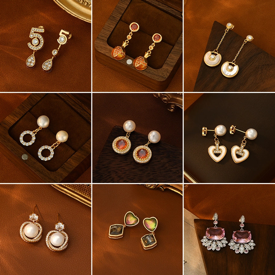 1 Pair Retro French Style Round Heart Shape Copper Zircon 18K Gold Plated Drop Earrings