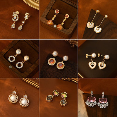 1 Pair Retro French Style Round Heart Shape Copper Zircon 18K Gold Plated Drop Earrings