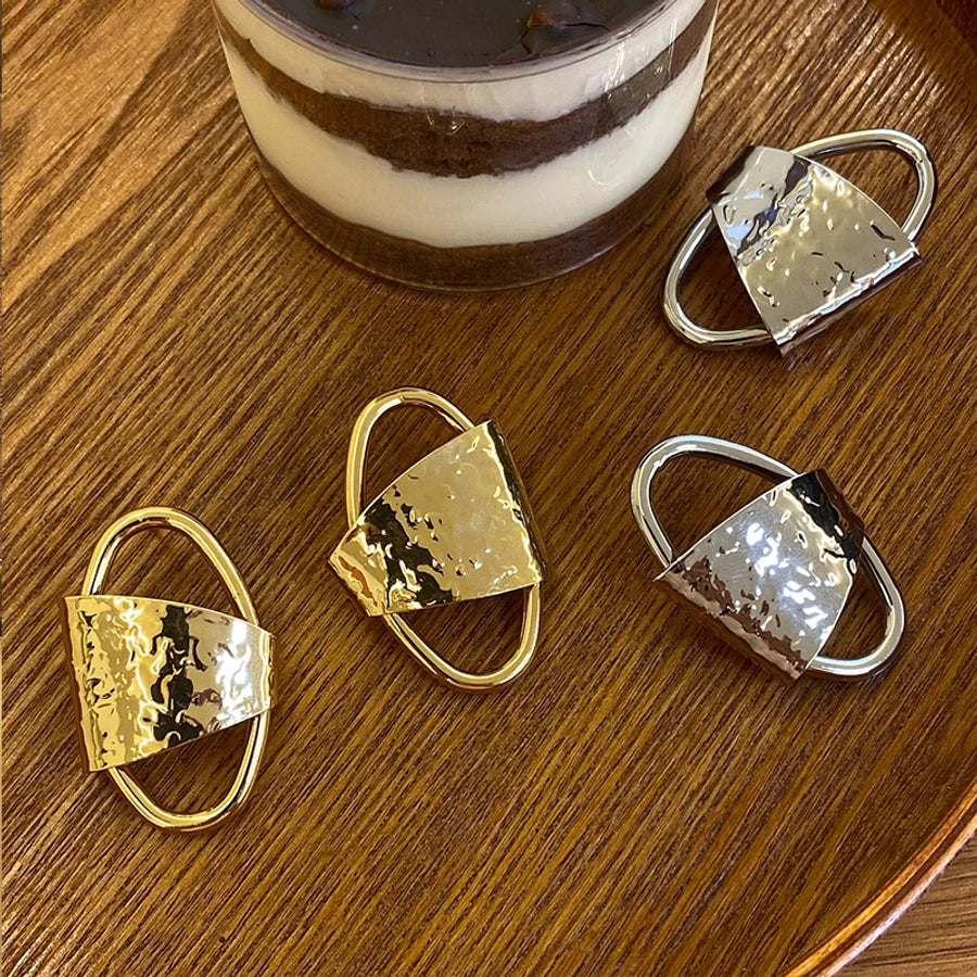 1 Pair Casual Simple Style Geometric Hollow Out Copper Ear Studs